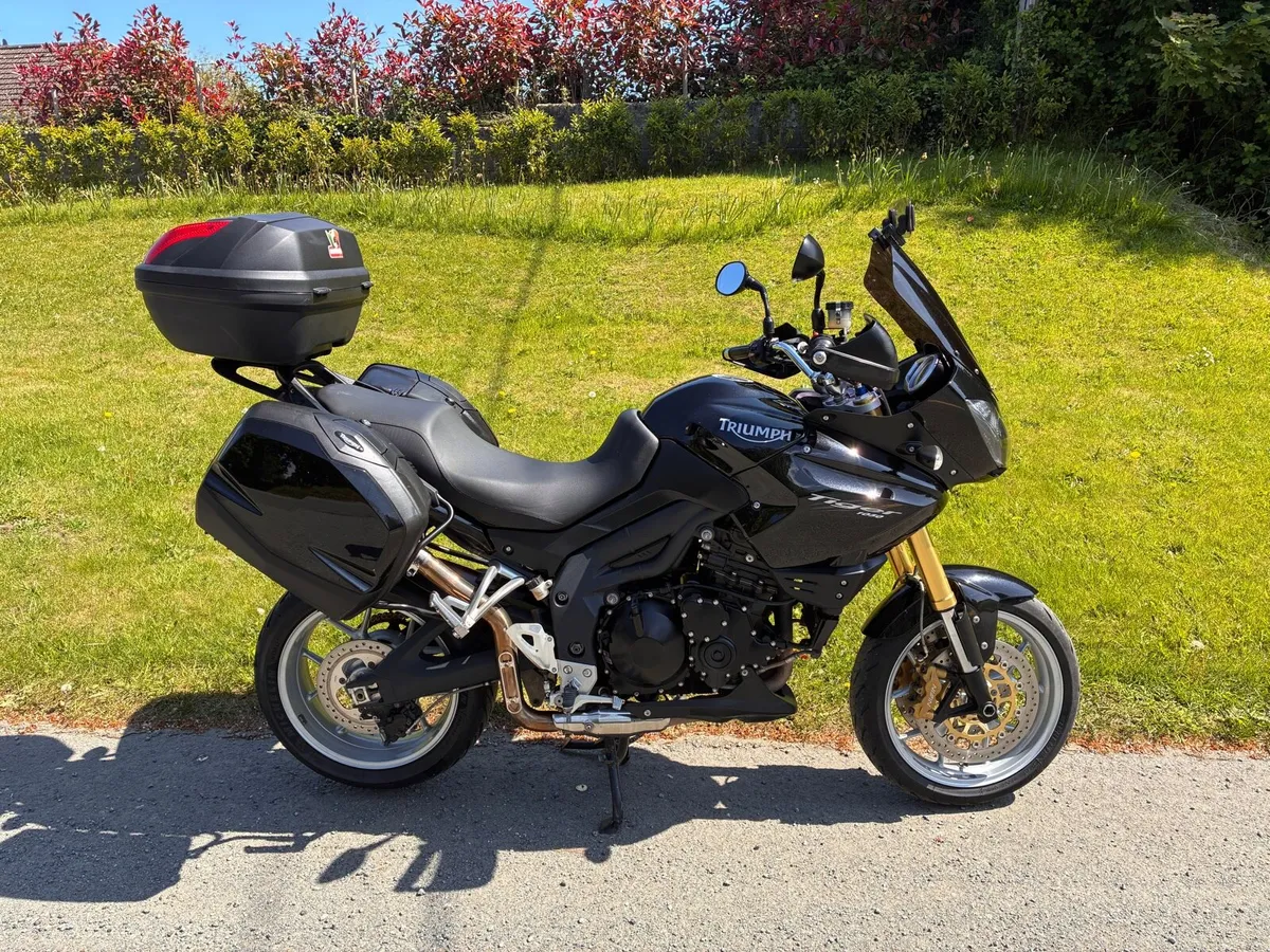 Triumph Tiger 1050 Sport - Image 1