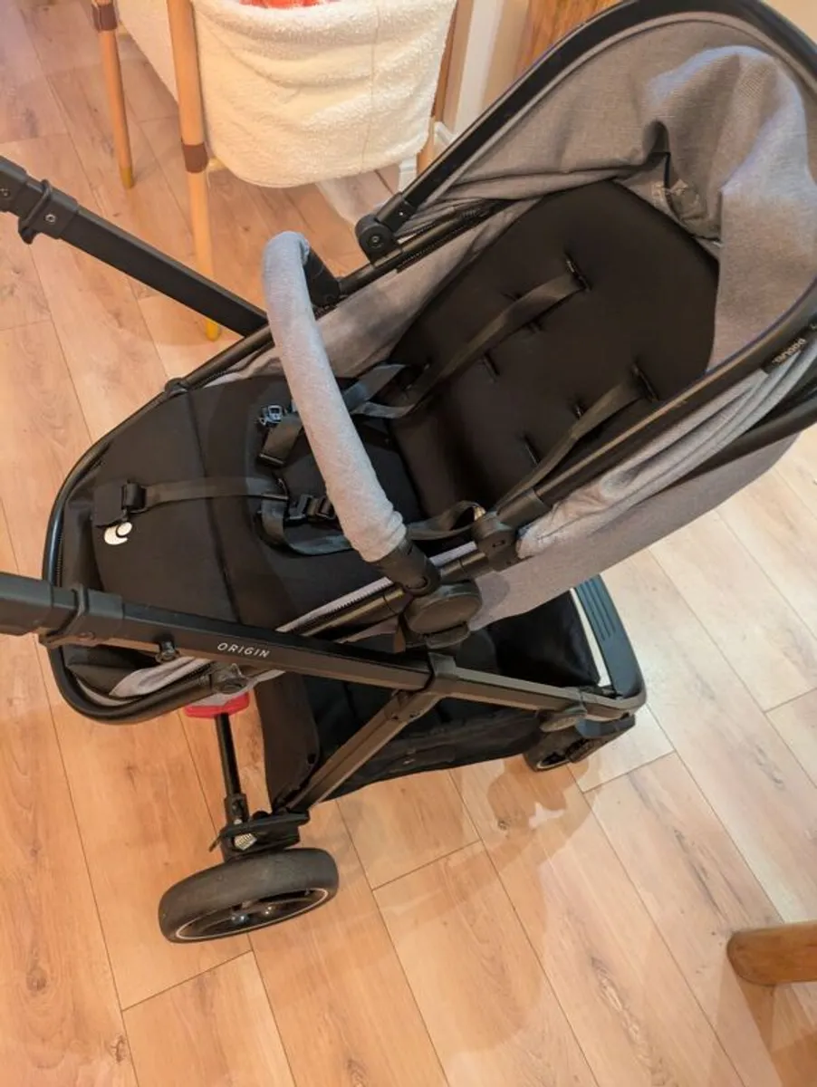 Babylon Origins 2in1 Pram - Image 2