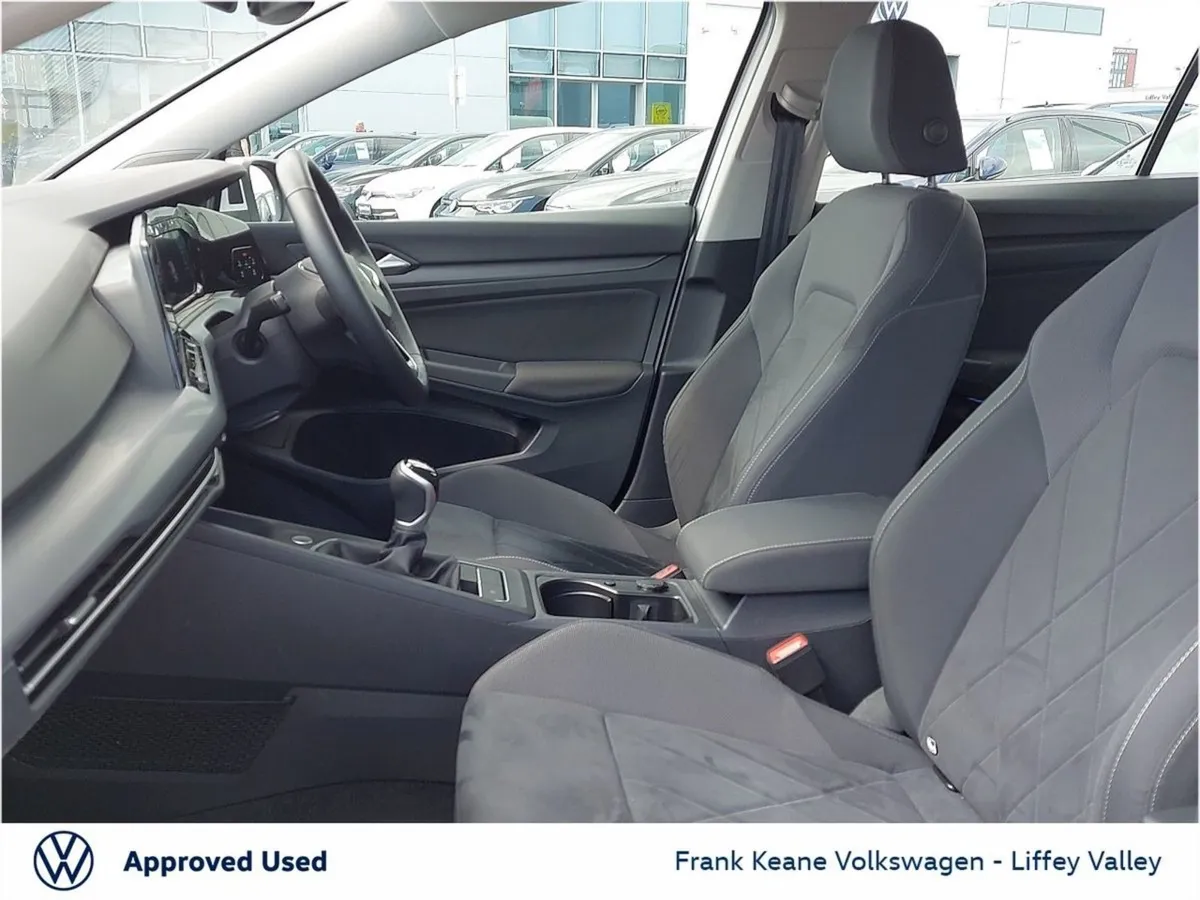 Volkswagen Golf Style 1.5tsi 130BHP  rear View Ca - Image 4
