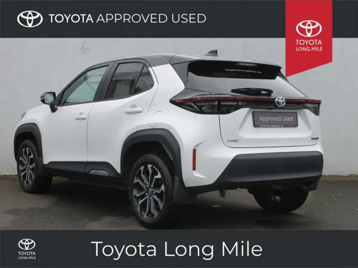 Toyota Yaris Cross 1.5 Hybrid Luna Sport 5dr - Image 2