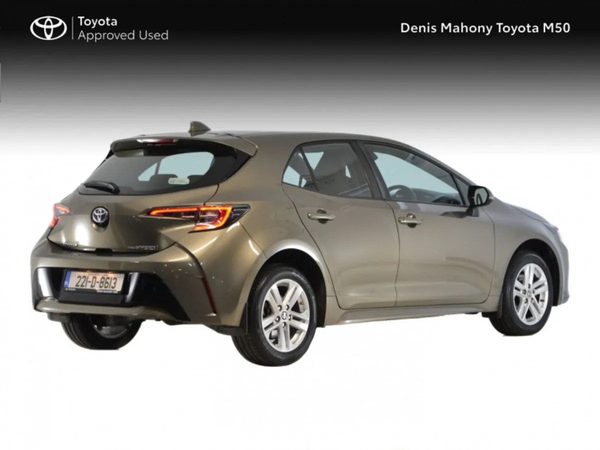 Toyota Corolla Luna Hybrid Hatchback Auto - Image 2