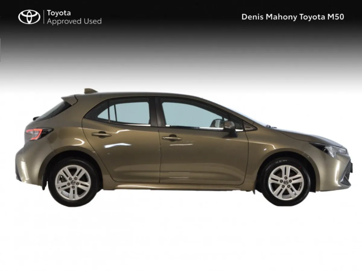 Toyota Corolla Luna Hybrid Hatchback Auto - Image 3
