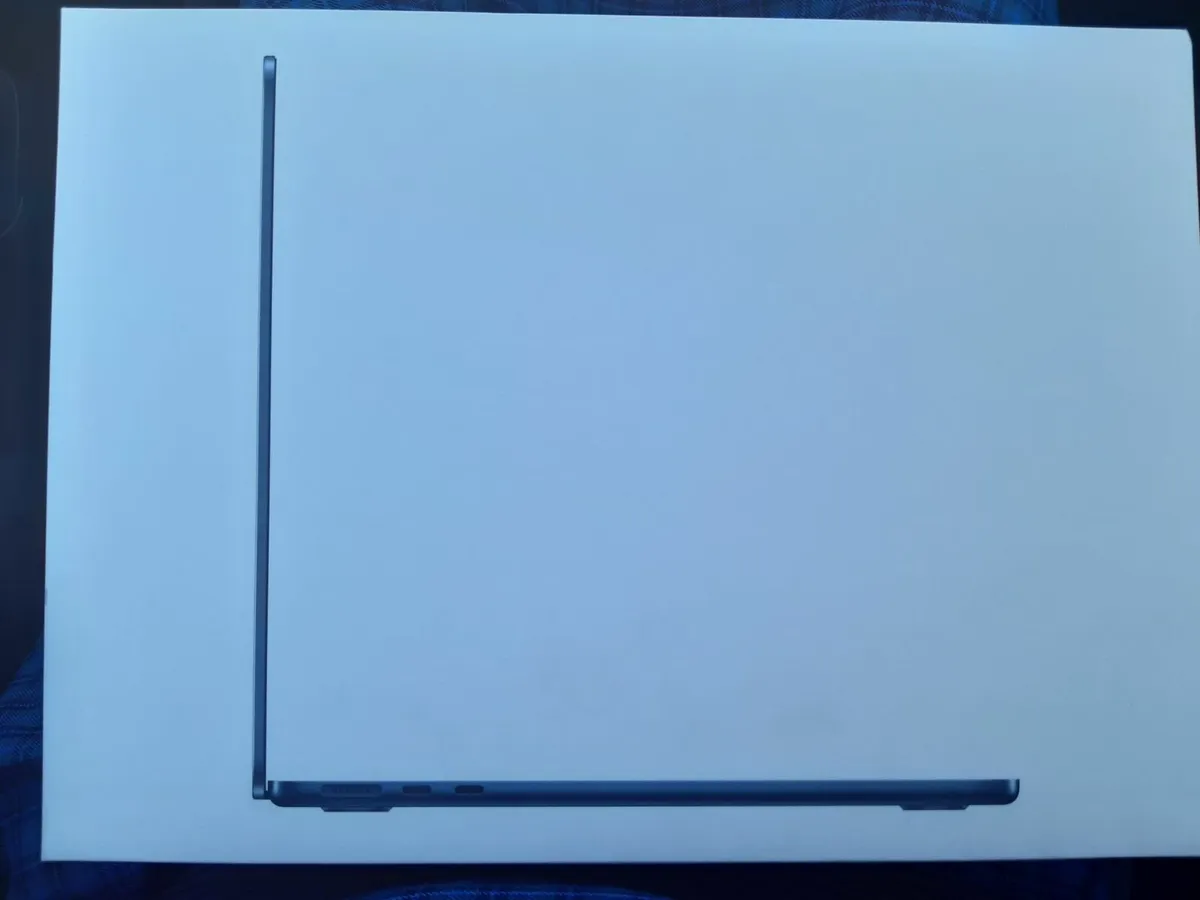 BRAND NEW 13-Inch MacBook Air - Image 2