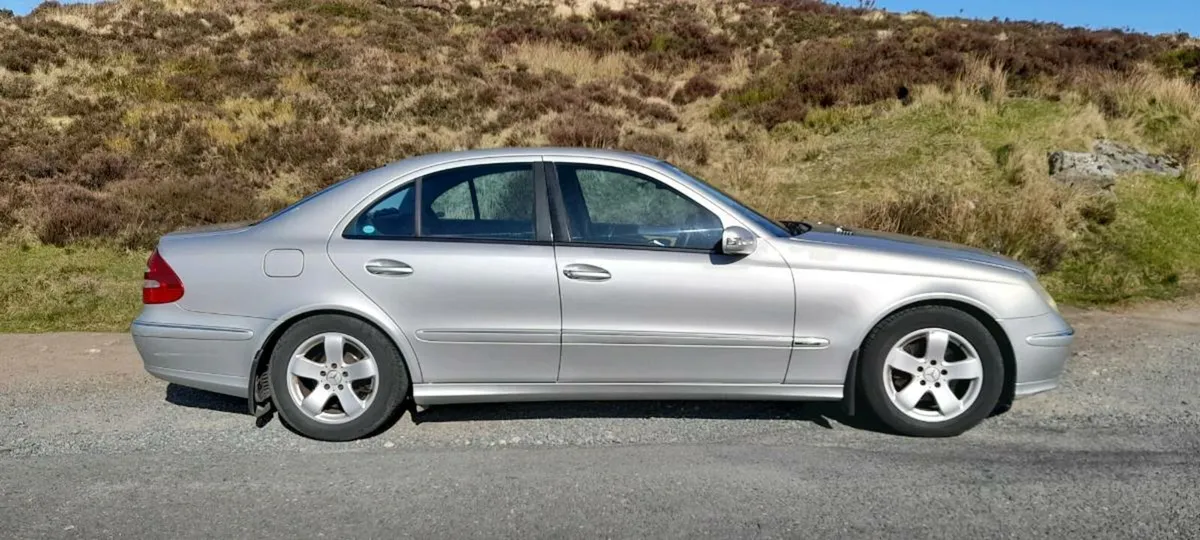 2004 Mercedes E200 kompressor, Auto,   avantgarde - Image 3