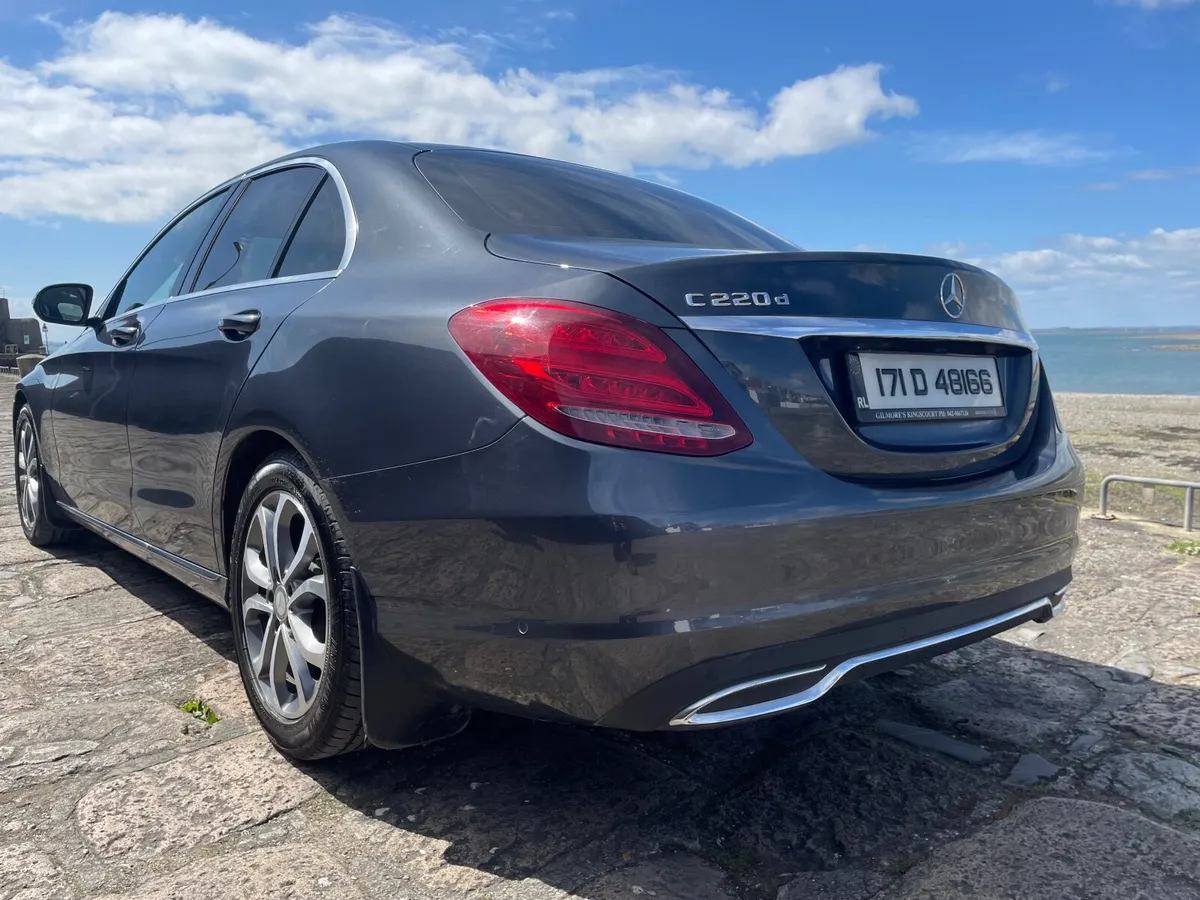 Mercedes-Benz C-Class 2017 - Image 4