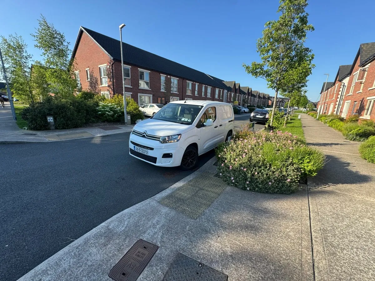 Citroen Berlingo 2020 - Image 2