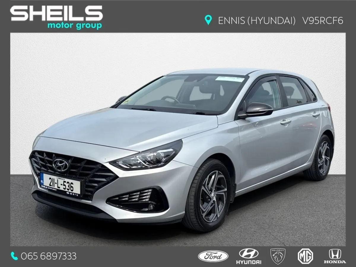 Hyundai i30 Petrol Deluxe Turbo - Image 3