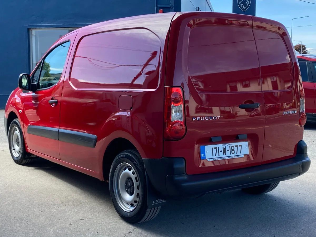 Peugeot Partner Access 1.6 Blue HDI 75 - Image 3