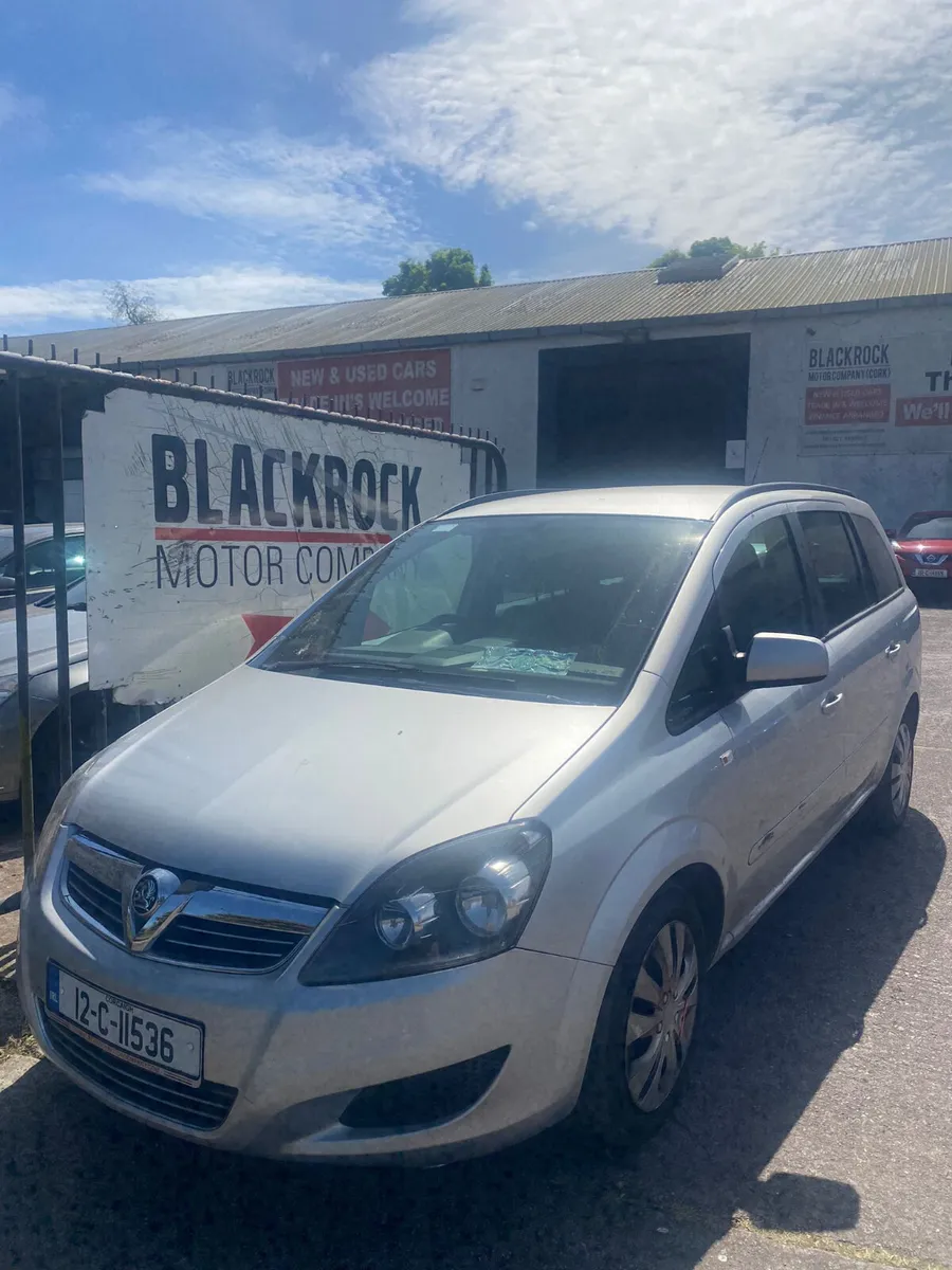 Vauxhall Zafira 2012 - Image 2