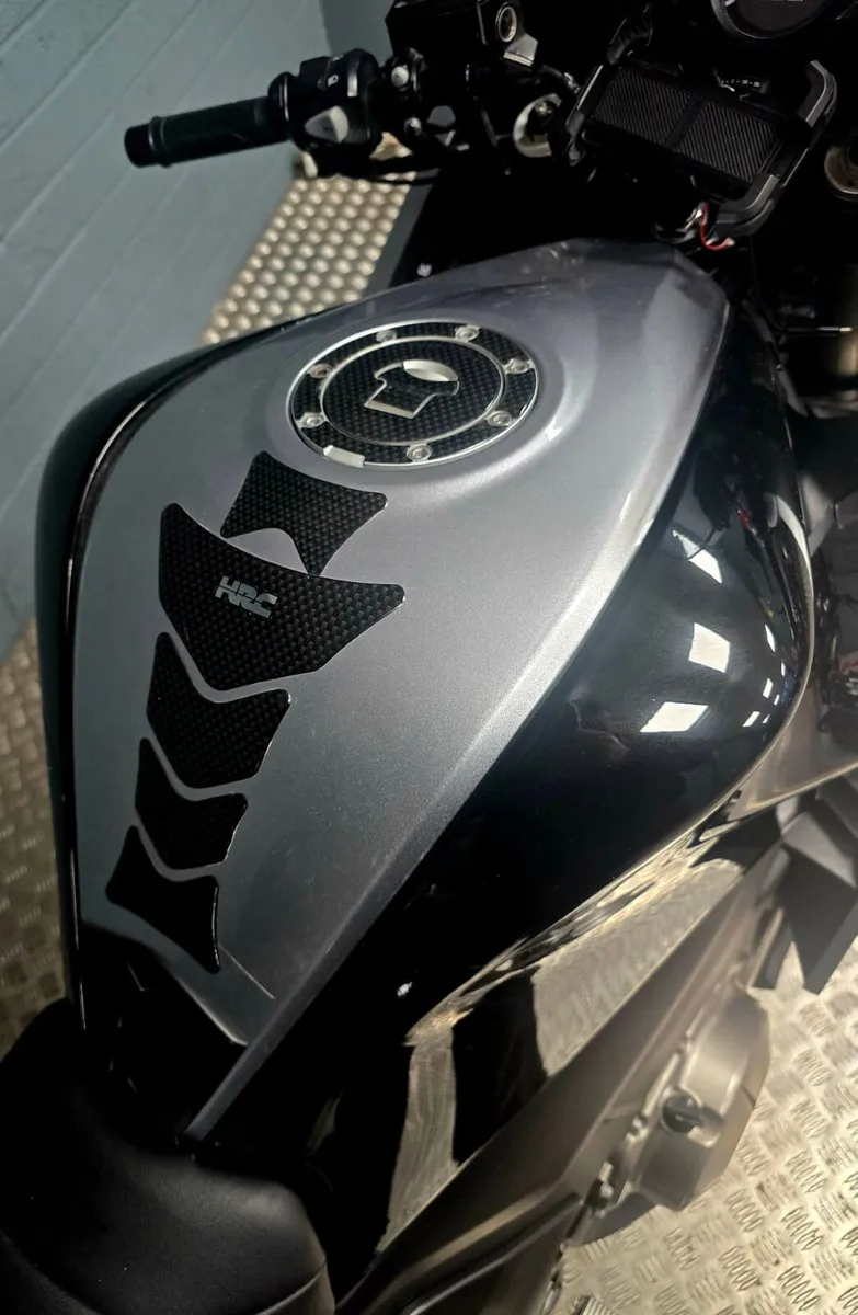 2013 Honda VFR1200 - Image 2