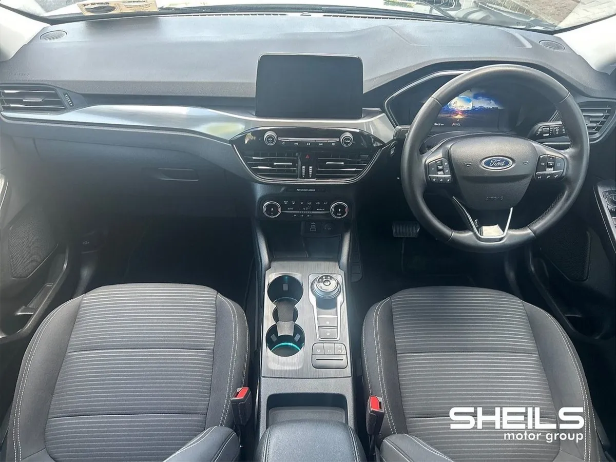Ford Kuga 2.5 Duratec 225PS Phev Titanium Auto - Image 3