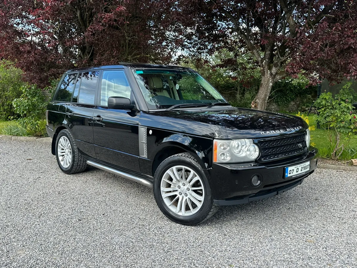 Range Rover HSE V8 5 Seat Utility - Image 1