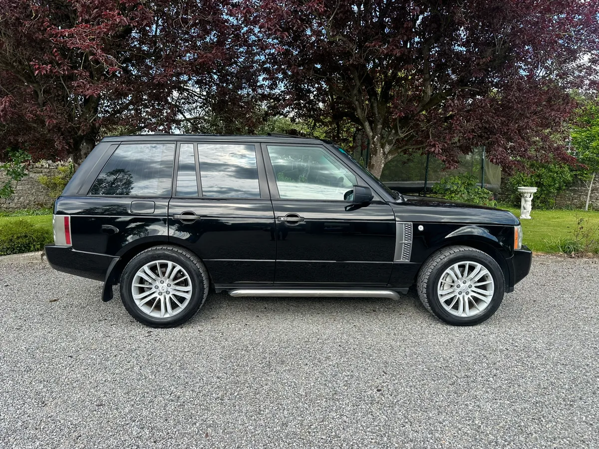 Range Rover HSE V8 5 Seat Utility - Image 3