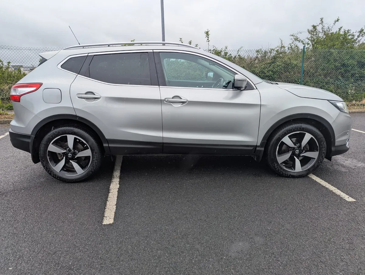 2016 NISSAN QASHQAI 1.2 N TEC AUTOMATIC - Image 2