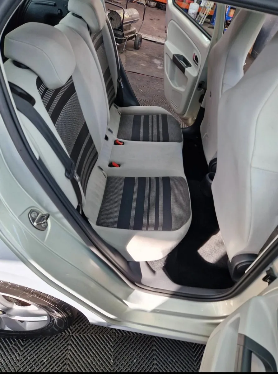 SEAT Mii 2014 - Image 3