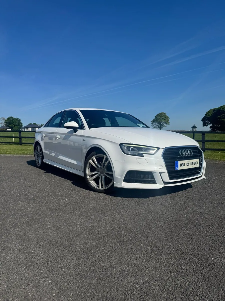AUDI A3 1.6L S-LINE WHITE SALOON DIESEL 116 TDI - Image 1
