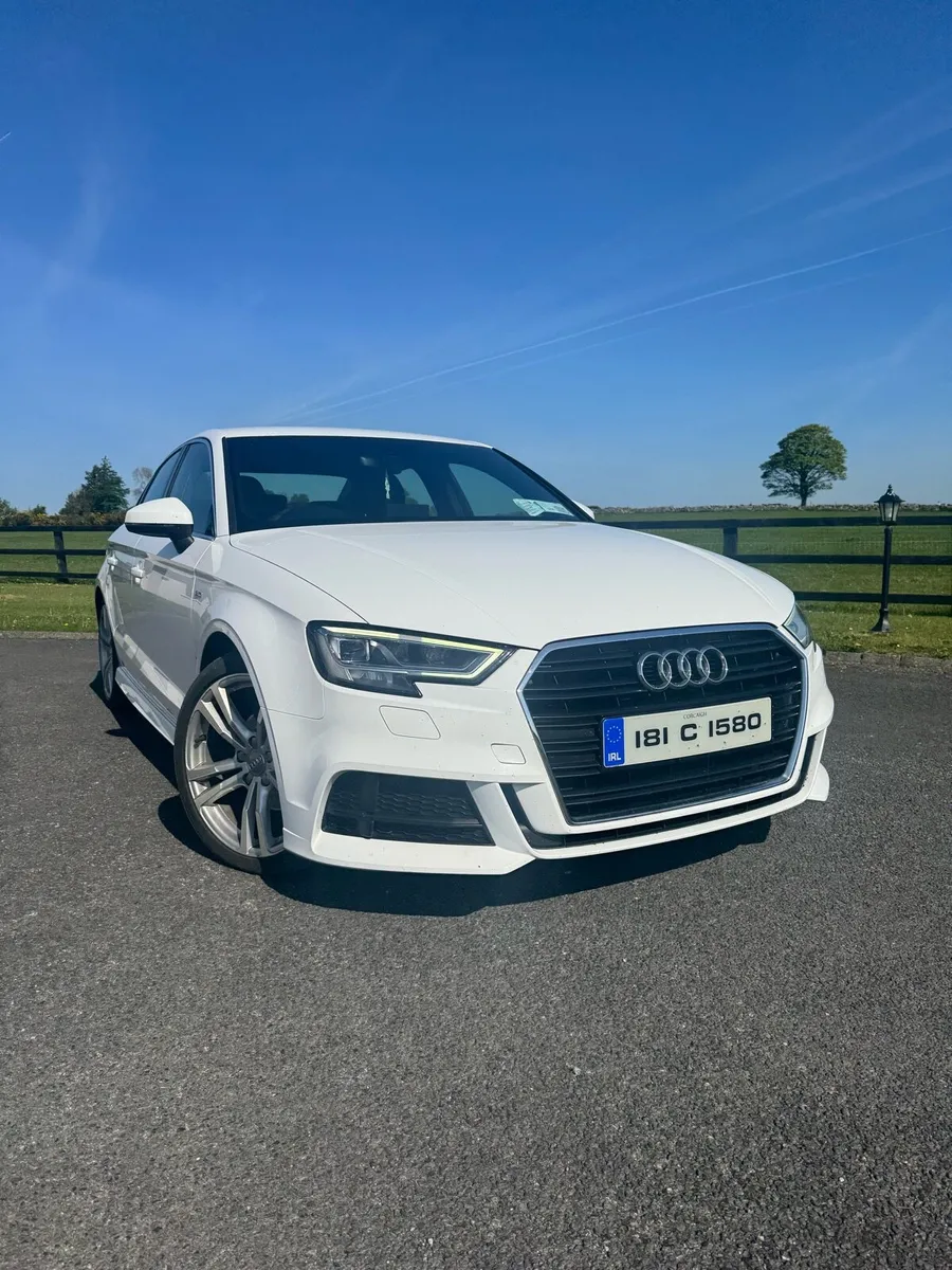 AUDI A3 1.6L S-LINE WHITE SALOON DIESEL 116 TDI - Image 2