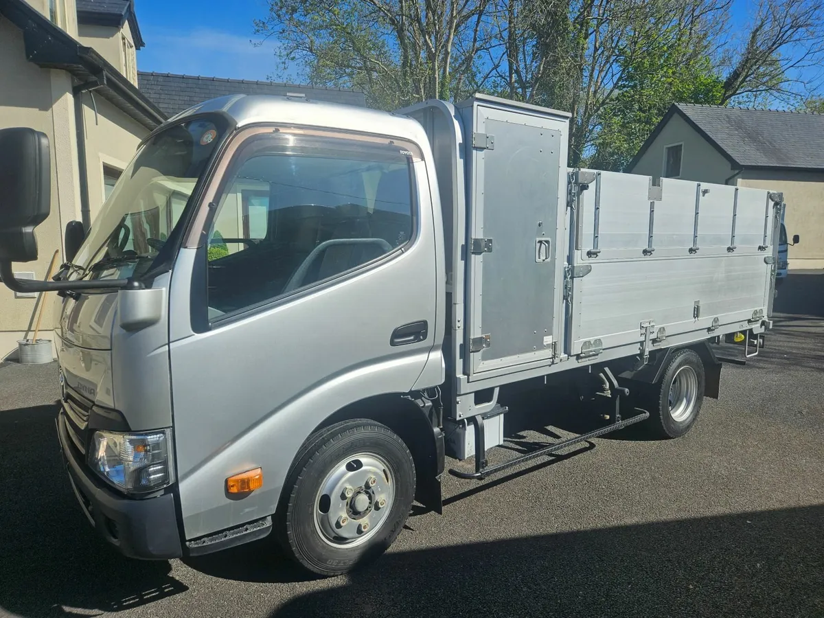 Toyota Dyna 2017 - Image 4