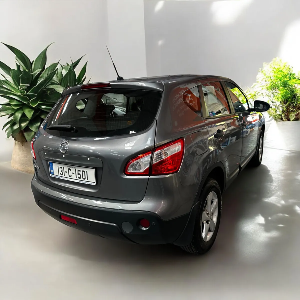 Nissan Qashqai 1.6 XE ISS Petrol - Image 2