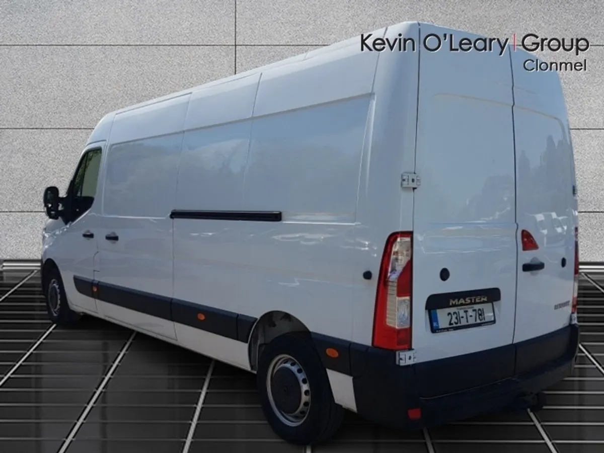 Renault Master Master FWD Lm35 Blue DCI 135 B - Image 4