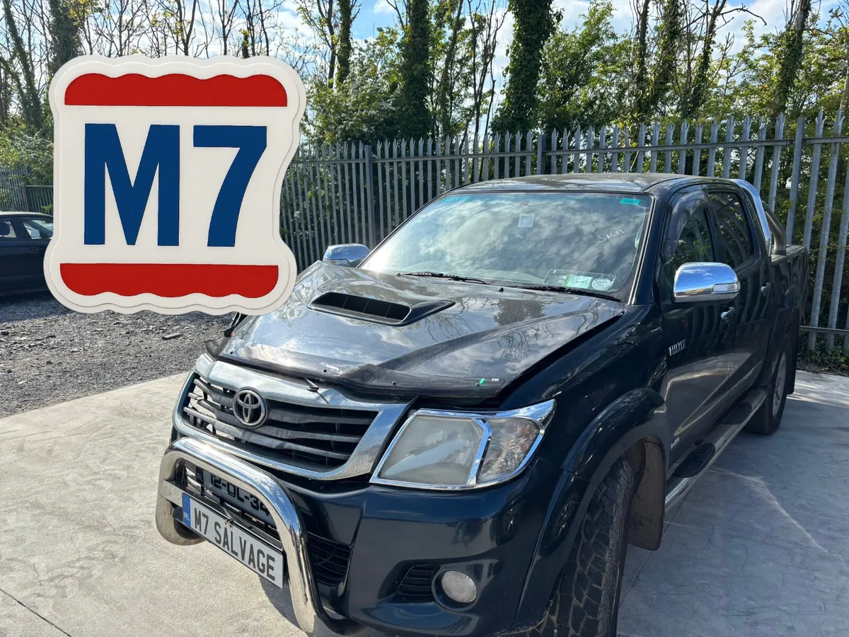 12 Hilux 3.0 D4D Invicible 140k Miles Starting - Image 1