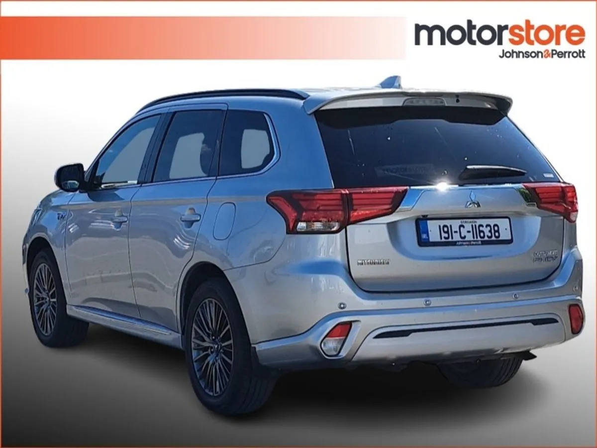 Mitsubishi Outlander 2.4l Plug-in EV S-edition 5 - Image 3