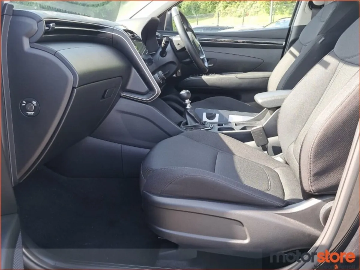 Hyundai Tucson 2WD Comfort Plus - Image 4