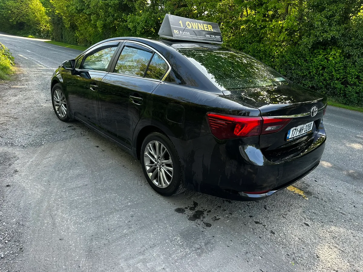 17 TOYOTA AVENSIS LUNA DIESEL - Image 3