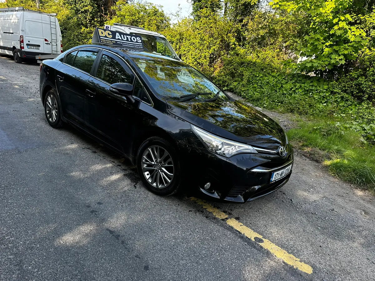 17 TOYOTA AVENSIS LUNA DIESEL - Image 4