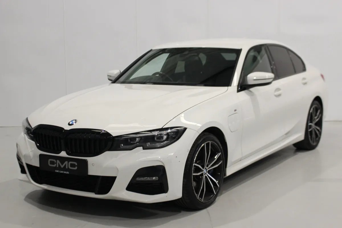 2021 BMW 3-Series 330E M Sport - High Spec - Image 3