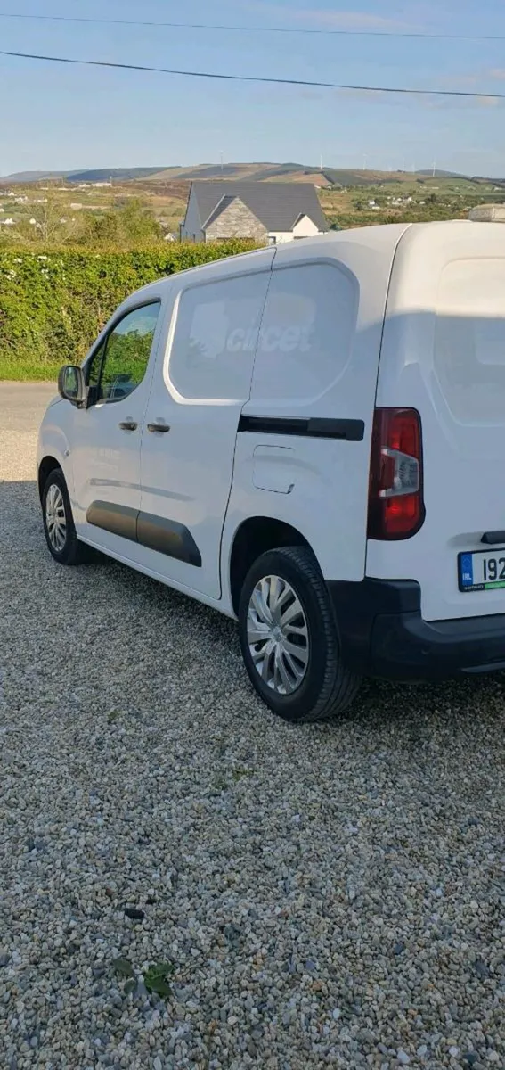 Peugeot  Partner van - Image 4
