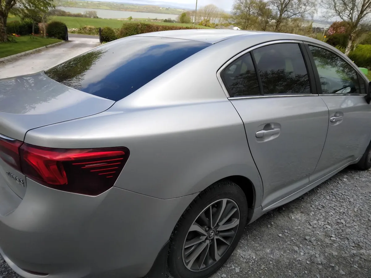 Toyota Avensis 2017 - Image 3