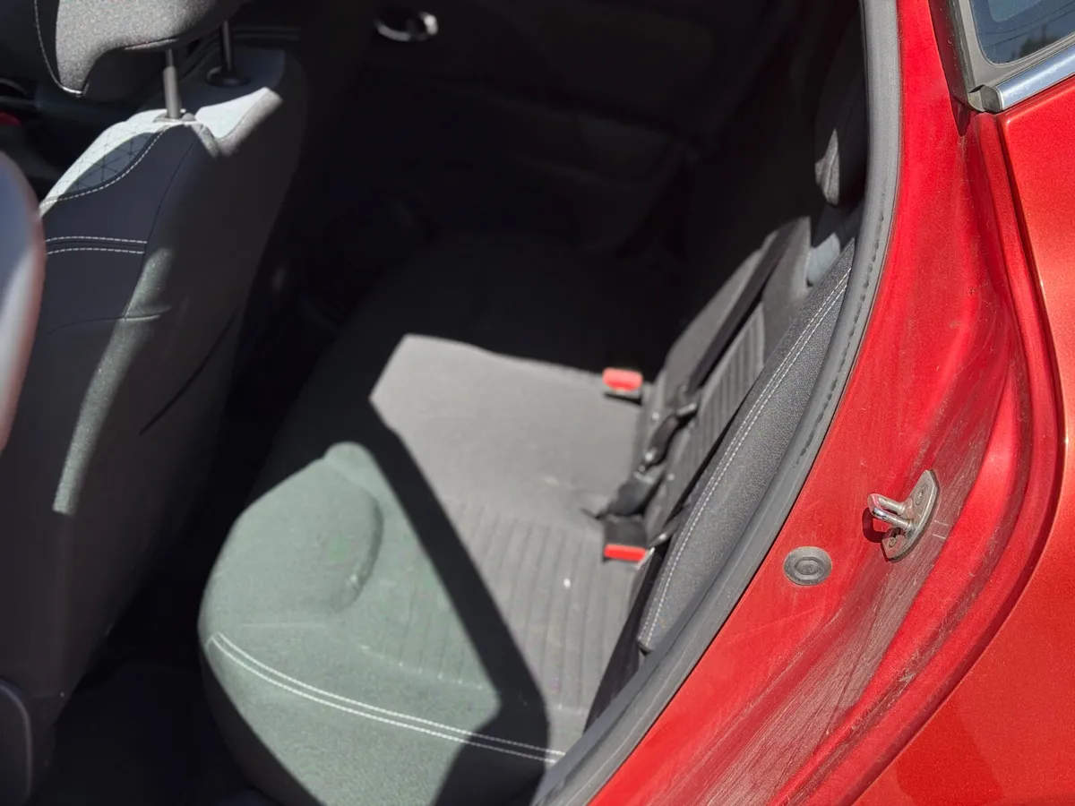 Renault Clio 2014 Dynamique - Image 2