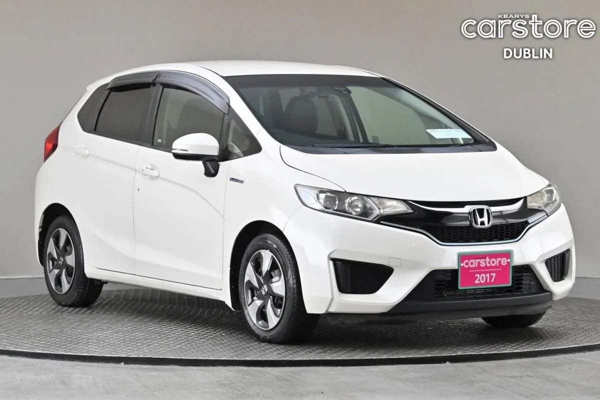 Honda Fit 1.5 Hybrid  half Leather reverse Cam pr - Image 1