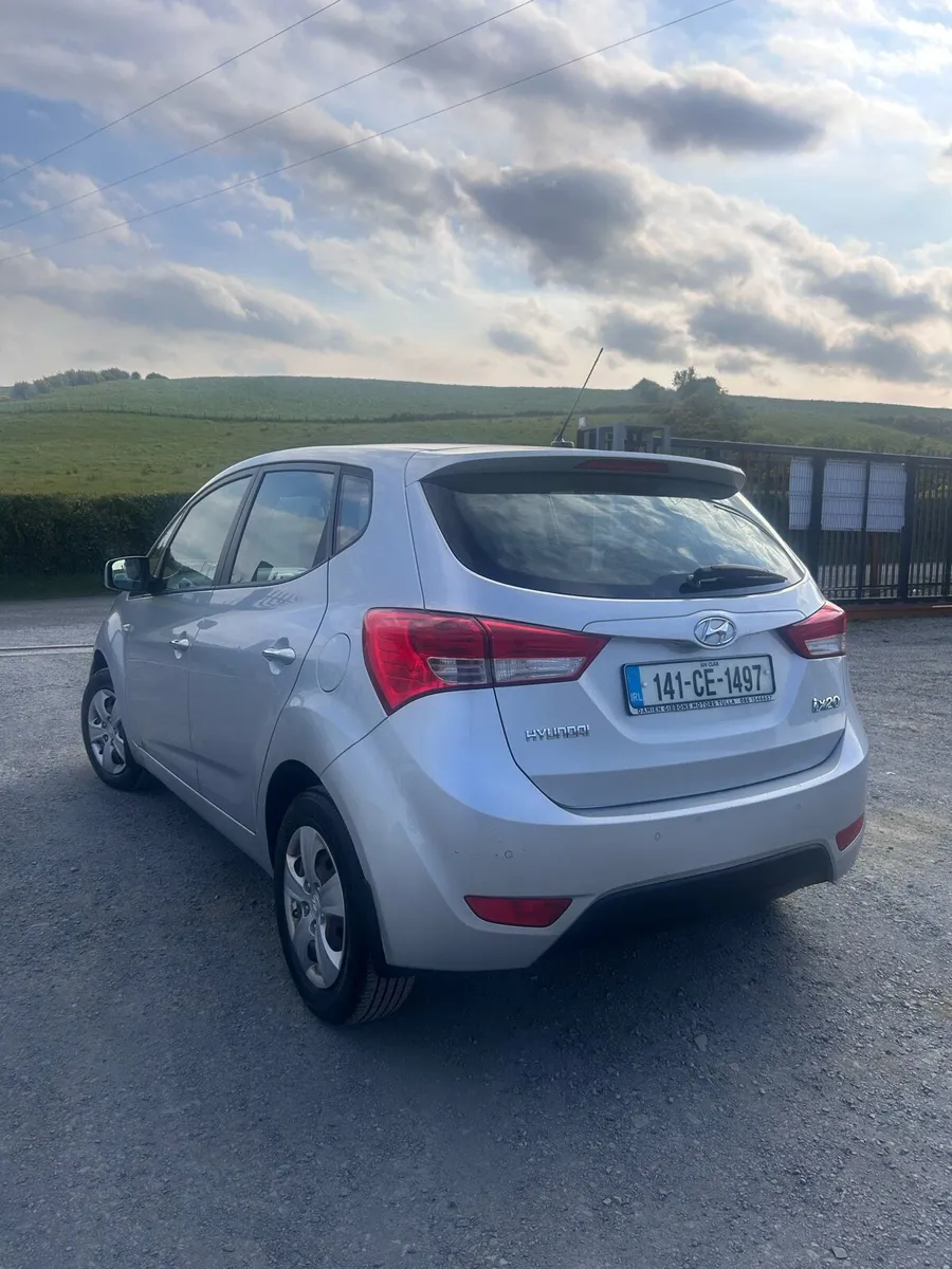 2014 Hyundai ix20 1.4 petrol - Image 3