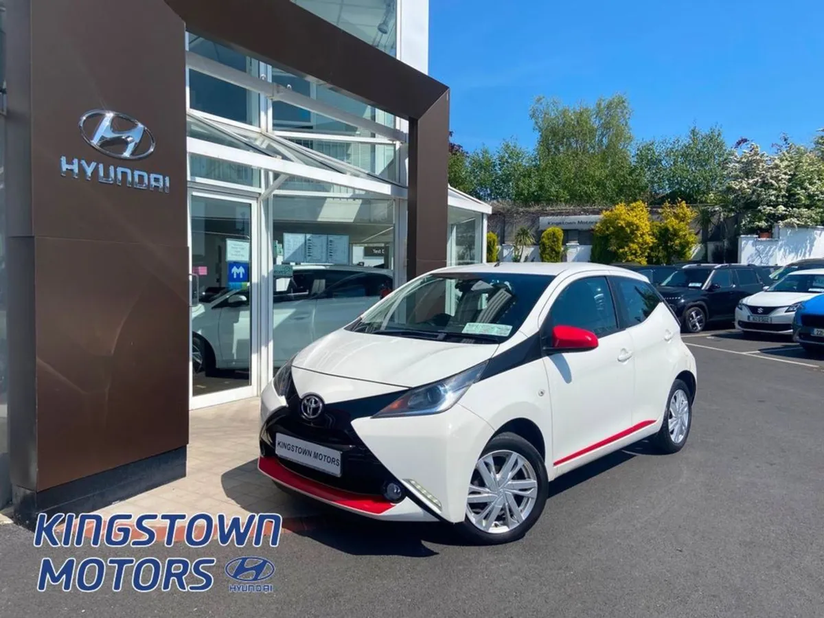 Toyota AYGO 1.0 X-play 4DR - Image 1