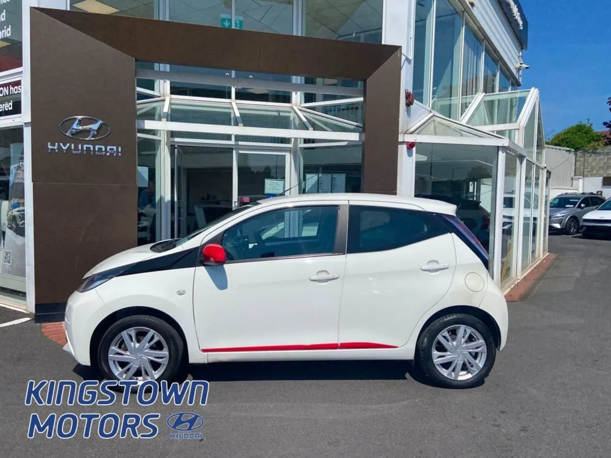 Toyota AYGO 1.0 X-play 4DR - Image 3