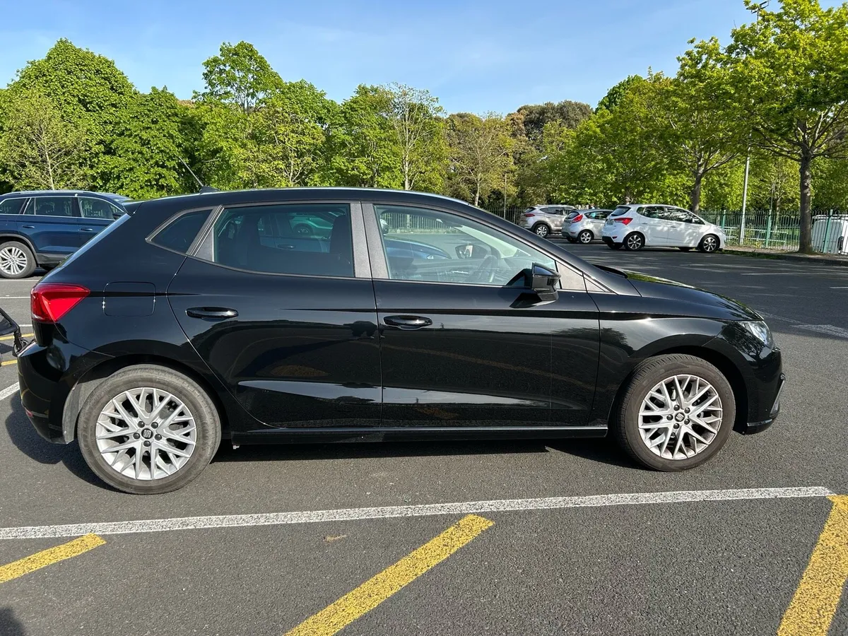 Seat Ibiza 1.0L - Image 1