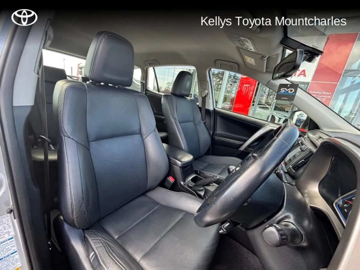 Toyota Rav4 Rav4 2.0d4d SOL AWD - Image 2