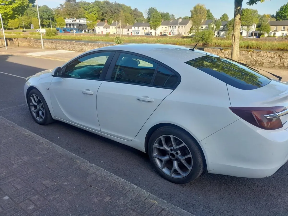 142 Opel Insignia 2.0Diesel NCT 11,25 Tax 11,25 - Image 4