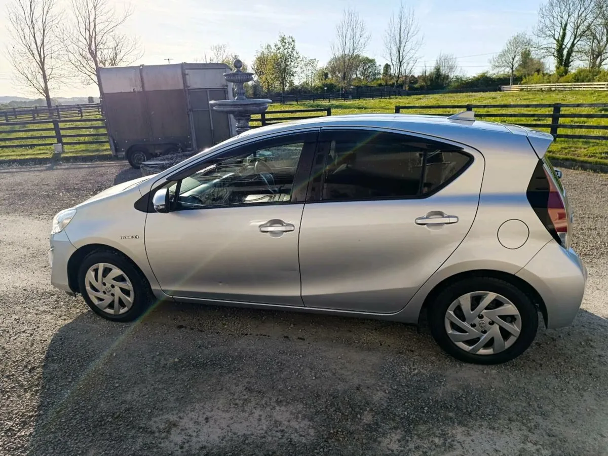 Toyota Aqua - Image 4