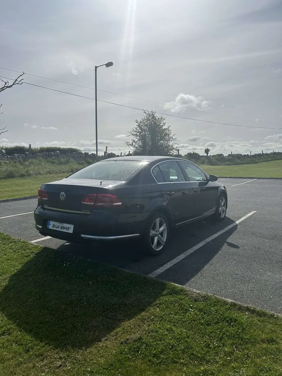 2012 Passat - Image 4