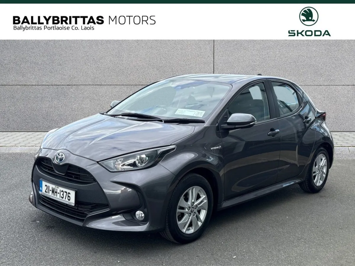 Toyota Yaris 1.5 Hybrid 5Dr Luna - Image 2