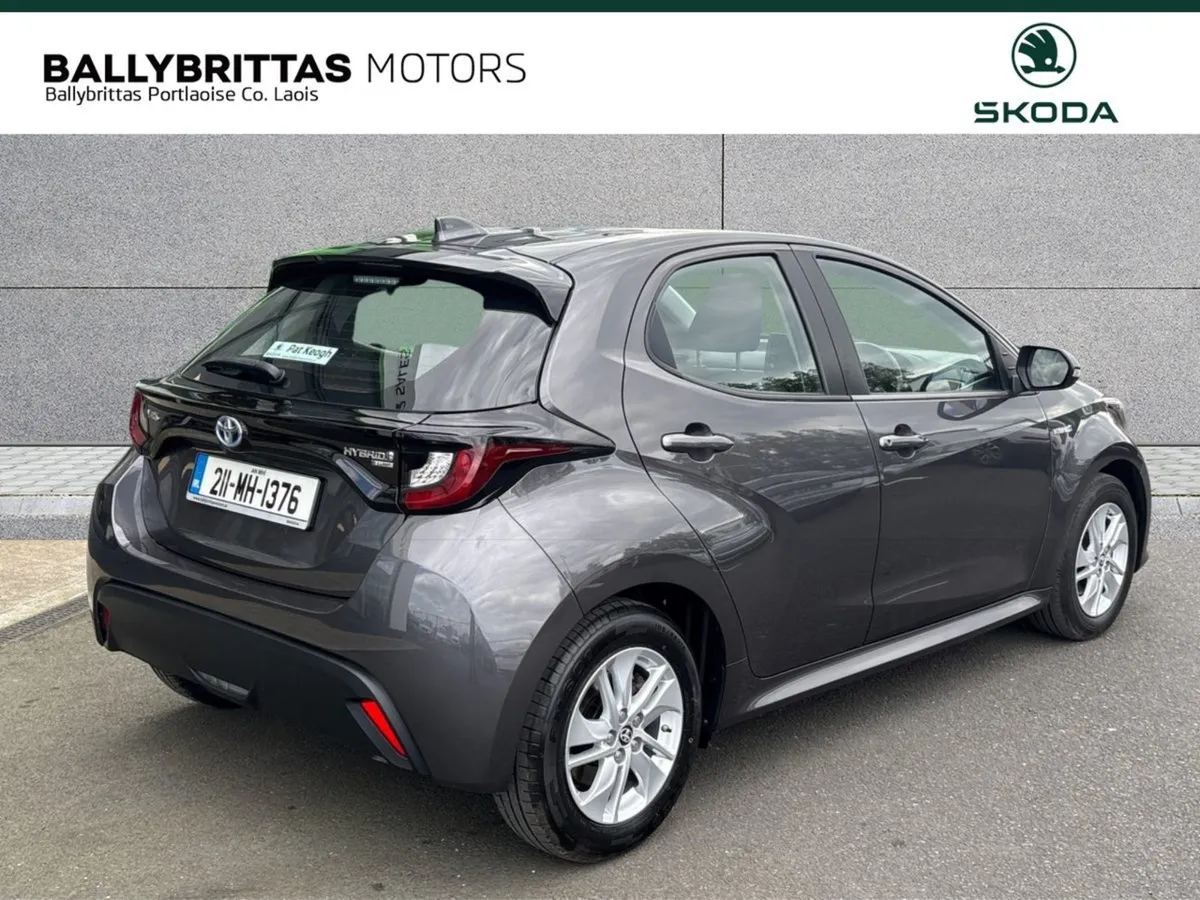 Toyota Yaris 1.5 Hybrid 5Dr Luna - Image 4