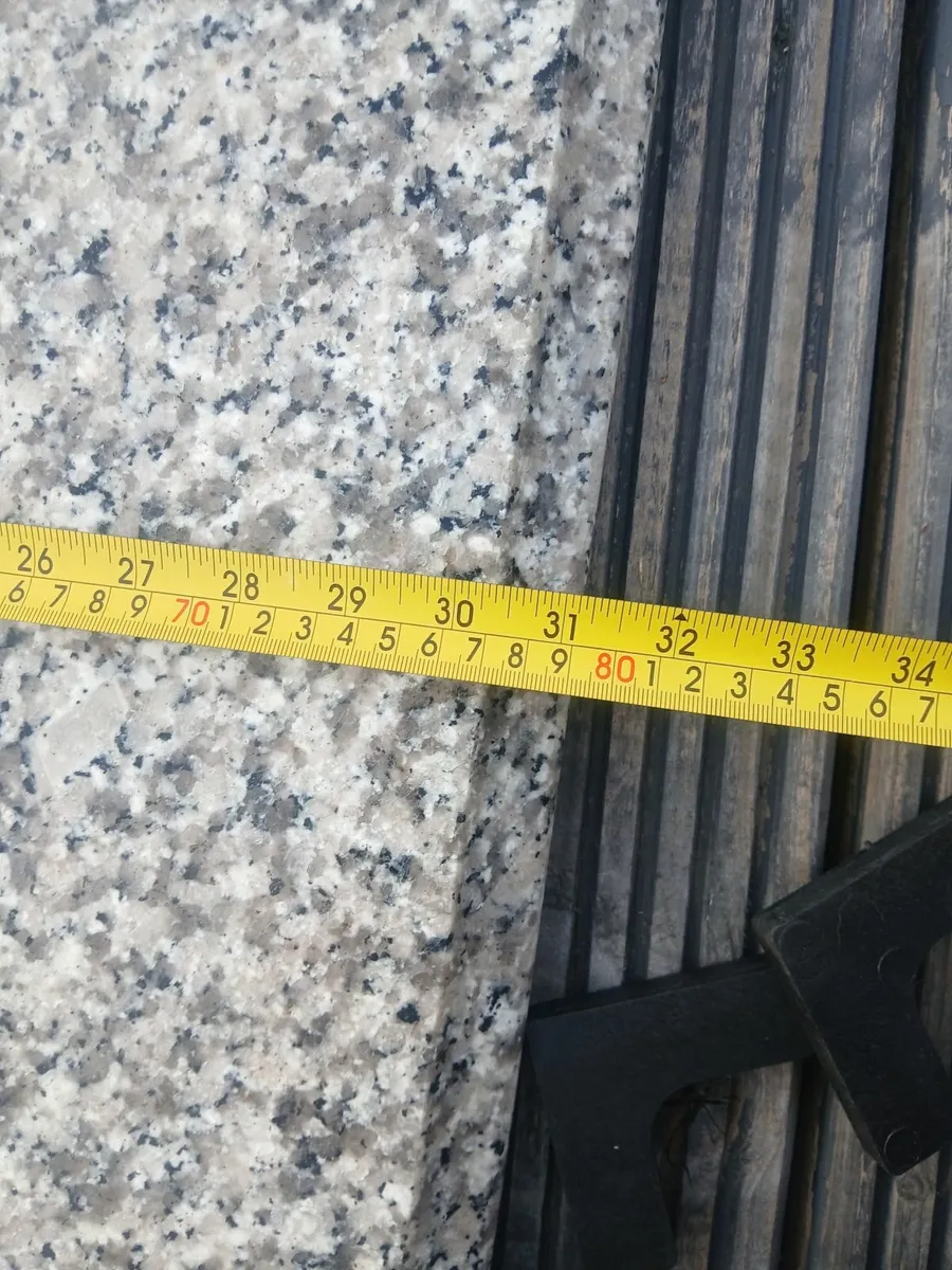 Granite countertop - Image 2