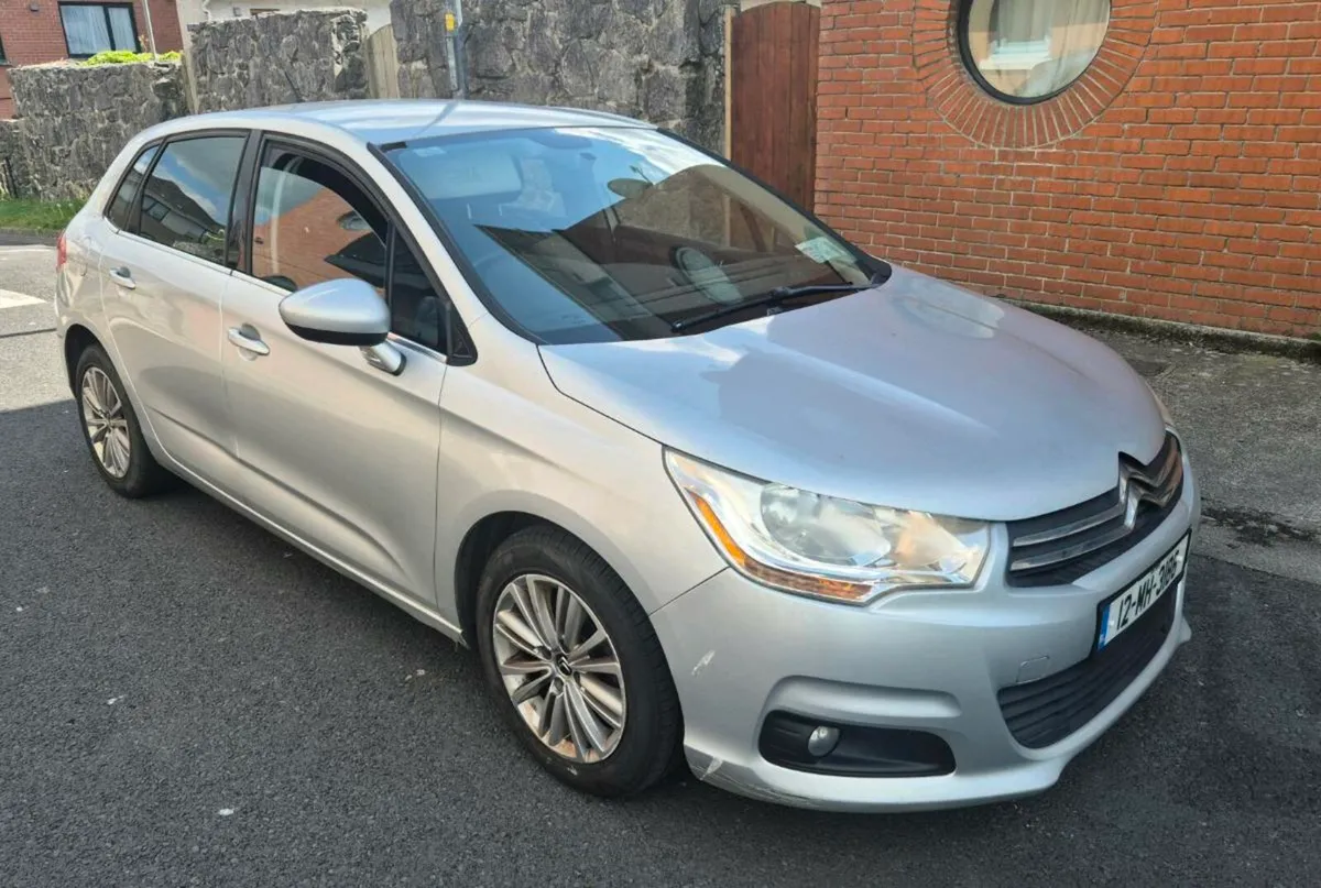 2012 CITREON C4 - Image 2