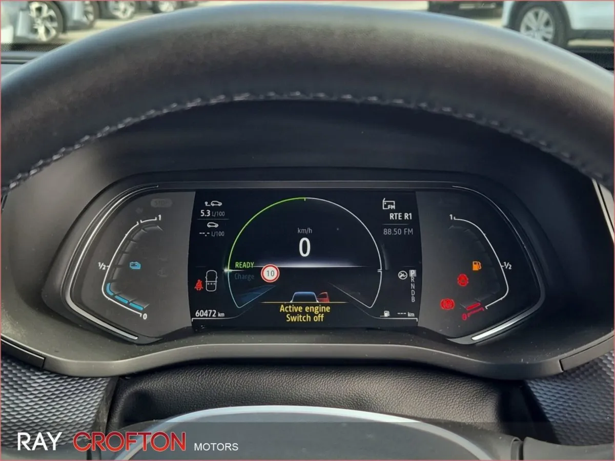 Renault Arkana Iconic E-tech Hybrid 145 Auto - Image 4