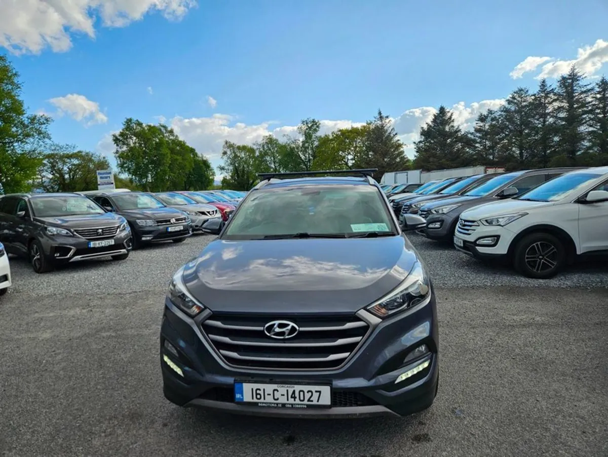 Hyundai Tucson Executive 5DR - Image 2