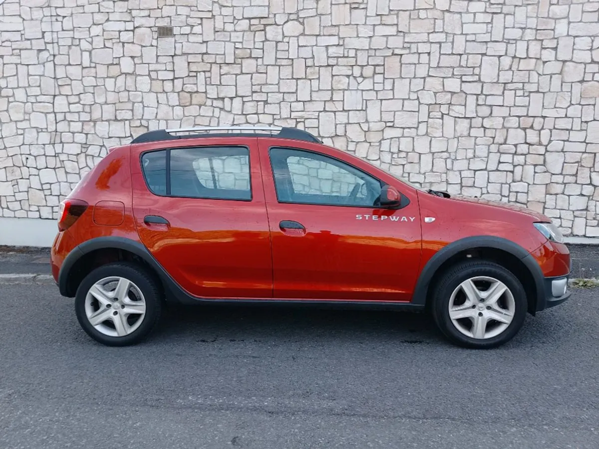 Dacia Sandero Stepway Alternative TCE 90 EU6 - Image 2