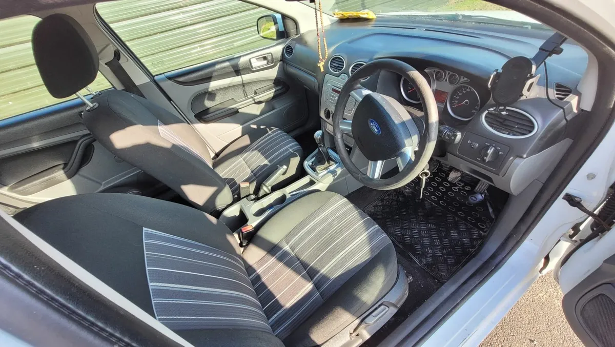 Ford Focus 2009 DIESEL  NCT !!! - Image 3